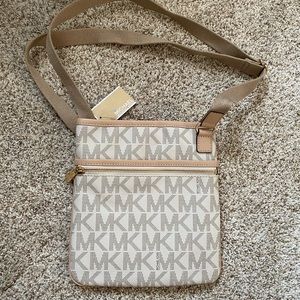 Michael Kors Crossbody